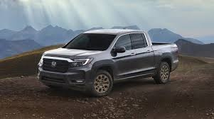 From bigger to smaller, you can enjoy the cargo space, greater fuel economy, and drag capacity. Compact Pickup Trucks Best Buys Consumer Guide Auto