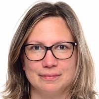 8 "Eva Takacs" profiles