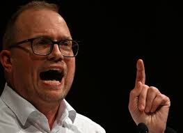 Jochen Ott: „Schulen sind zum Teil richtige Schrotthaufen“