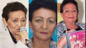 ESCRITORA SILVIA APONTE