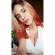 Samira Silva's Instagram, Twitter & Facebook