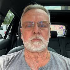 Generalmajor Alexander Platzer ist neuer Kommandant der EUFOR-Truppen 🇪🇺  in Bosnien und Herzegowina 🇧🇦 Er löst damit Generalmajor Reinhard  Trischak in der Funktion des EUFOR-Kommandanten ab. Wie schon seine  Vorgänger wird Platzer