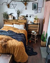 Find Tons Of Decor Inspiration In This Quirky And Colorful Uk Home Bedroom Decor Design Home Decor Quirky Home Decor