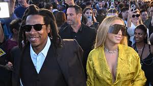Beyoncé and Jay-Z Do His-and-Hers Suits at Louis Vuitton | Vogue