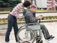 L'accompagnant educatif et social réalise une intervention sociale au quotidien visant à compenser les conséquences d'un handicap pour permettre à la personne d'être actrice de son projet de vie. Le Metier D Accompagnant Educatif Et Social