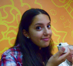 Has any one else noticed that there are no photos