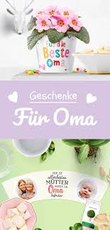 Unsre oma, wunderbar, sie wird heute 70 jahr'. Unsere Schonsten Geschenke Fur Oma Ganz Egal Ob Oma Ihren 80 Geburtstag Feiert Die Angehorigen Weihnachtsgesche Geschenk Oma Geschenke Geschenk Oma Basteln