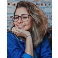 Bernadette Grant's Instagram, Twitter & Facebook