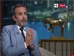 أما أبرز الشعراء الذين تعامل معهم عبد المجيد خلال مشواره الفني نذكر منهم إبراهيم خفاجي وبدر بن عبد المحسن بن عبد العزيز آل سعود وعبد الرحمن حجازي ومحمد بن عبد الله الفيصل آل سعود وياسين. Ø§Ù„ÙÙ†Ø§Ù† Ø£Ø­Ù…Ø¯ Ø¹Ø¨Ø¯ Ø§Ù„Ø¹Ø²ÙŠØ² ÙŠÙƒØ´Ù Ø­Ù‚ÙŠÙ‚Ø© Ø¨ÙŠØ¹Ù‡ Ø£Ø«Ø§Ø« Ù…Ù†Ø²Ù„Ù‡ Ø¨Ø³Ø¨Ø¨ Ø¶Ø§Ø¦Ù‚Ø© Ù…Ø§Ù„ÙŠØ© ÙÙŠØ¯ÙŠÙˆ Ø¨ÙˆØ§Ø¨Ø© Ø£Ø®Ø¨Ø§Ø± Ø§Ù„ÙŠÙˆÙ… Ø§Ù„Ø¥Ù„ÙƒØªØ±ÙˆÙ†ÙŠØ©