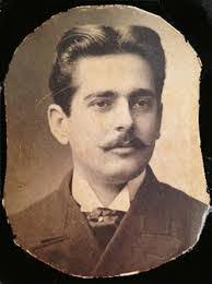 Regalado Benitez's Instagram, Twitter & Facebook