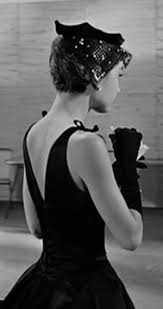 Audrey Hepburn Dress 1 Sabrina S Red Dress Audrey Hepburn Dress Audrey Dress Audrey Hepburn Style