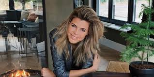 Possible related people for kim kotter include olivia marie hochschwender, michael john kotter, lindsey ann burns, brian l kotter, casey dewayne kotter, and many others. Wauw Kim Kotter Geeft Hometour In Droompaleis 100 Nl Magazine
