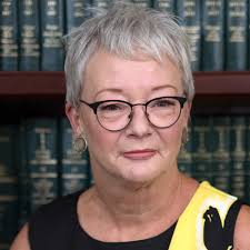 Deborah Lavender's Instagram, Twitter & Facebook