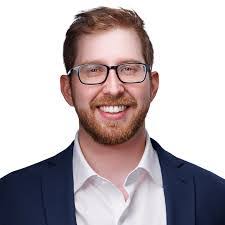 Derek Everson's Instagram, Twitter & Facebook