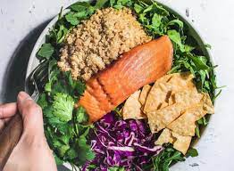 There are 520 calories in 1 serving (338 g) of sweetgreen fish taco bowl.: The Best Worst Menu Items At Sweetgreen Eat This Not That