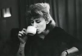 Olga havlová was born on july 11, 1933 in prague, czechoslovakia as olga splíchalová. Olga Havlova Prvni Dama S Odvahou Pomahat A Rikat Si Sve Zeny Cz