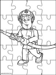 Hoy, 2 de junio, se celebra el día del bombero voluntario argentino, y por eso queremos dejarte unos cuantos dibujos de bomberos para colorear. Pin En GrÄƒdiniÈ›Äƒ