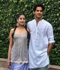 Jhanvi was born with a silver spoon; Janhvi Ishaan S Punjabi Looks Janhvikapoor Bollywood Fashion Dhadak Fashion Fashion Hacks Clothes Bollywood Fashion