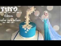 Avec supergateaux, organisez une super fête d'anniversaire sur le thème de la reine des neiges 2 en commandant ce délicieux gâteau tout chocolat. Comment Faire Un Gateau Reine Des Neiges How To Make A Frozen Cake Youtube