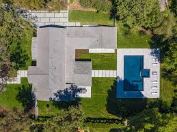 Scott disick's hidden hills hideout. The House Scott Disick Is Trying To Flip Got A Price Cut Photos