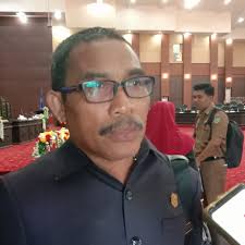 Amran: Mestinya Fokus Korona, Bukan Sibuk Urus Jabatan