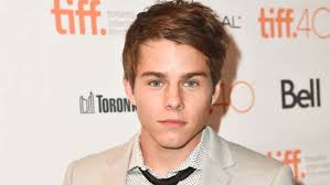 Etiqueta: Dennis Heaton