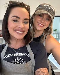 Shouting HAPPY BIRTHDAY to our fearless leader, Lauren! You inspire in  every aspect of life. You're a wonderful mom, wife, business owner,  stylist, and friend—the list goes