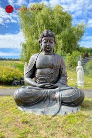 Grosser Meditations Buddha Fur Den Garten In 2020 Bonsai Pflanzen Garten Chinesischer Garten