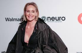 Шэрон вонн стоун (sharon vonne stone). Sharon Stone Says A Director Once Demanded She Sit In His Lap On Set