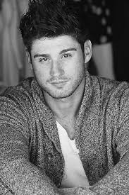 Andrew Gans's Instagram, Twitter & Facebook