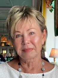 Youthful Appearance and Hairstyles for Women Over 70