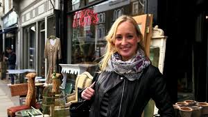 Notizie ed informazioni sul negozio di abbigliamento: Notting Hill And Portobello Road Market Mercato D Antiquariato Visitlondon Com