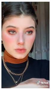 E Girl Aesthetic E Girl Makeup Aesthetic Grunge Egirlmakeupaestheticgrunge In 2021 Grunge Makeup Eye Makeup Indie Makeup Hope your week has been good thus far. grunge makeup eye makeup
