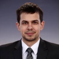 Az egyszerű közbeszerzési eljárások és a közbeszerzési szerződések teljesítésének új szabályai, jogorvoslati eljárások. Loop Renato Kovacs