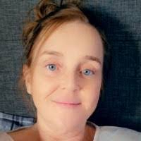 Roxanne Dwyer's Instagram, Twitter & Facebook