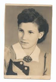 Venezuela y su historia: "Joven bajo el III Reich" de Hilde Magdalena  Perozzo,(Reseña por Clemente Balladares C.)