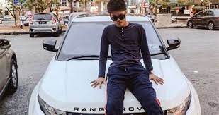 Let's discover how to greet people in english in the following situations: Tumpang Kereta In English Englshpye