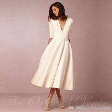 Scegliere l'abito da sposa è una scelta importante, soprattutto se è l'abito che desideriamo da una vita. Acquista Abiti Da Sposa Vintage Anni 50 Lunghezza Te Abiti Da Sposa Corti Con Maniche 2019 Sexy Scollo A V Profondo Abiti Da Sposa Estate Spiaggia Avorio A 82 93 Dal Topwedding Dress It Dhgate Com