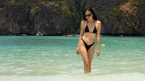 ISLAND HOPPING - LUNAS JOURNEY (EPISODE 49)