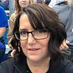 Karen Eckl's Instagram, Twitter & Facebook