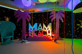 Miami vice theme is a musical piece composed and performed by jan hammer as the theme to the television series miami vice. Miami Beach Theme
