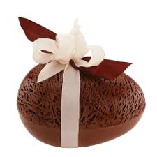Boite Classique De Chocolats Raffines Boutique En Ligne Jean Paul Hevin Assortiment De Chocolats De Luxe Chocolat Oeufs En Chocolat Chocolat Au Lait
