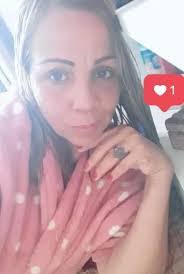 Monica Reis's Instagram, Twitter & Facebook