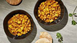 La Receta Perfecta Para Hacer Los Mejores Garbanzos Al Curry Easy Chickpea Curry Indian Food Recipes Chickpea Recipes