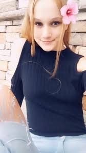 Any females from the UK, 18+ only x