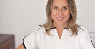 I chat to the brilliant Dr. Sara Pugh…