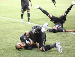 .the lorch lives an expensive lifestyle with everything from expensive cars to all other good things full name: The Weight Of Orlando Pirates Is Not So Heavy For Thembinkosi Lorch Daily Worthing
