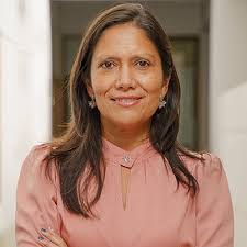 Sandra Nass's Instagram, Twitter & Facebook