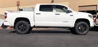 2016 toyota tundra trd pro, factory bilstein suspension, shims, shackles, 35 tires, bmc body mount chop 35x12.50r18. Westcott Designs Fox Tundra Trd Pro Lift Kit 1 5 In Front 1 In Rear 2018 2021 Wsctt Fox Trd Lift 350 00 Pure Tundra Parts And Accessories For Your Toyota Tundra