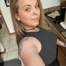 Hey I was wondering if anyone has the heartagram tattoo or thought about  getting one? I've just been seeing it a lot in my dreams recently wanting  to get some clarity if